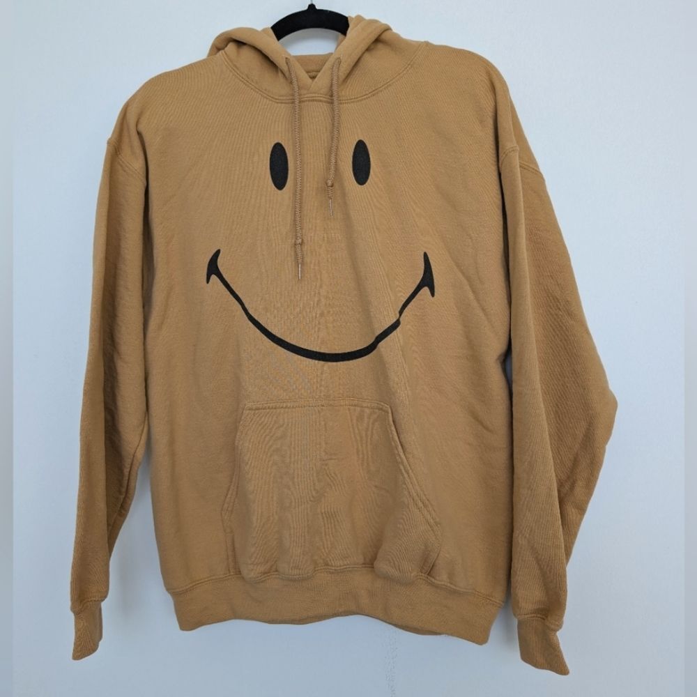 Desert Dreamer Smiley Originals Tan Smiley Face Pullover Hoodie W Pocket Sz M